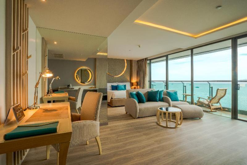 Cape Dara Hotel
