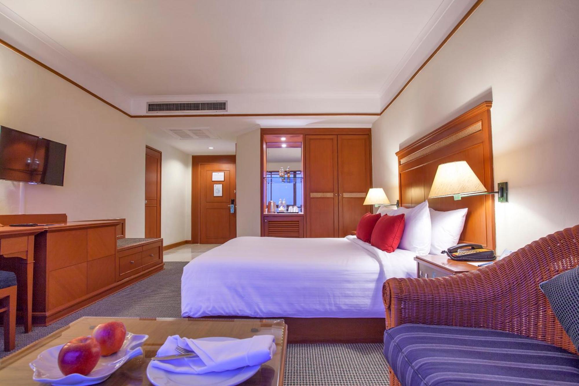 Cholchan - Sha Extra 5* Pattaya