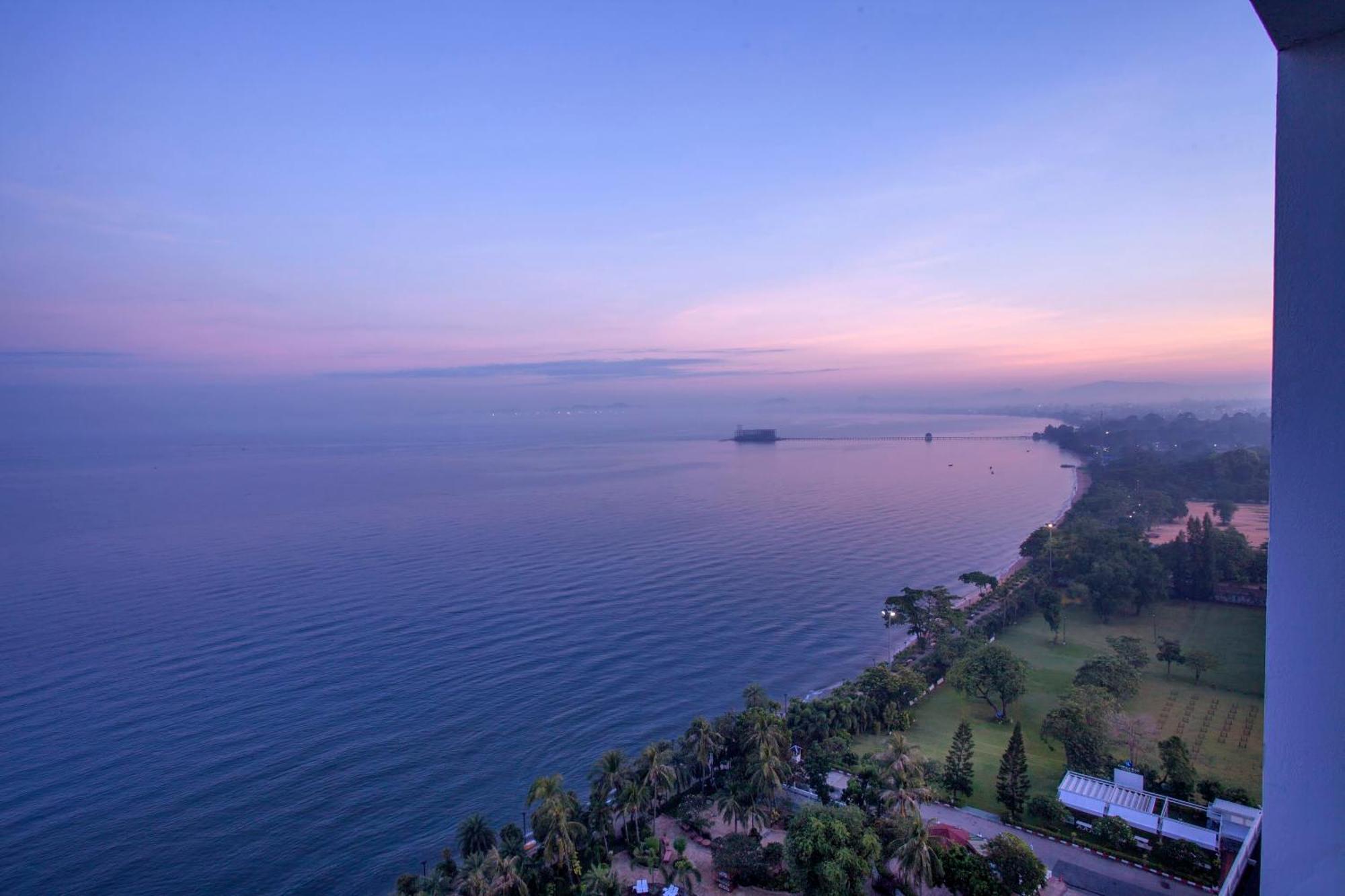 Cholchan - Sha Extra 5* Pattaya