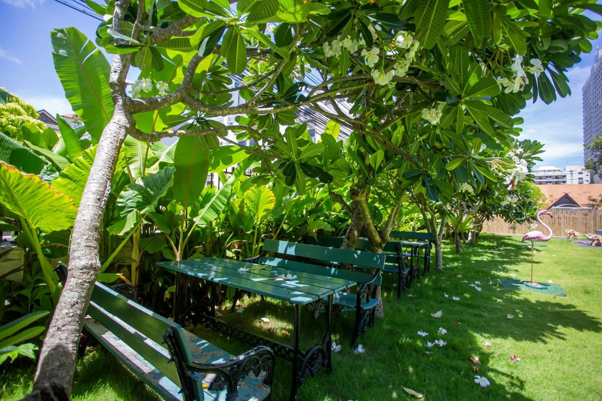 Sabai Hotel 3*