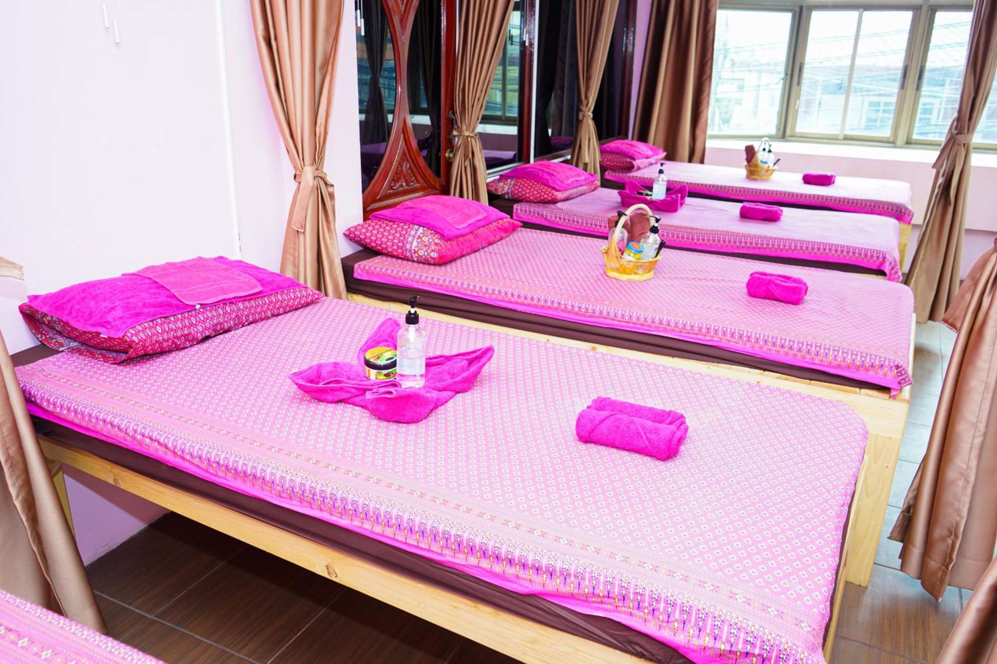 Aparthotel Marine Paradise Encore Pattaya