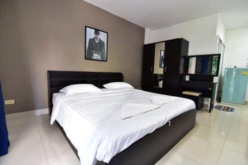 Escobar Jomtien Guest house