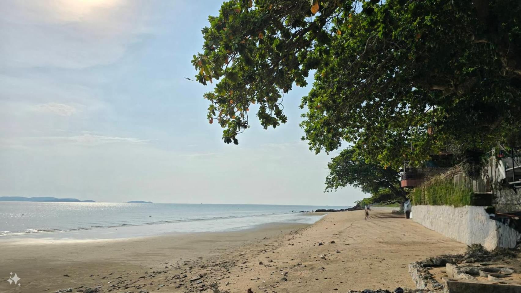 5 Min Walk To Beach Tropical Garden