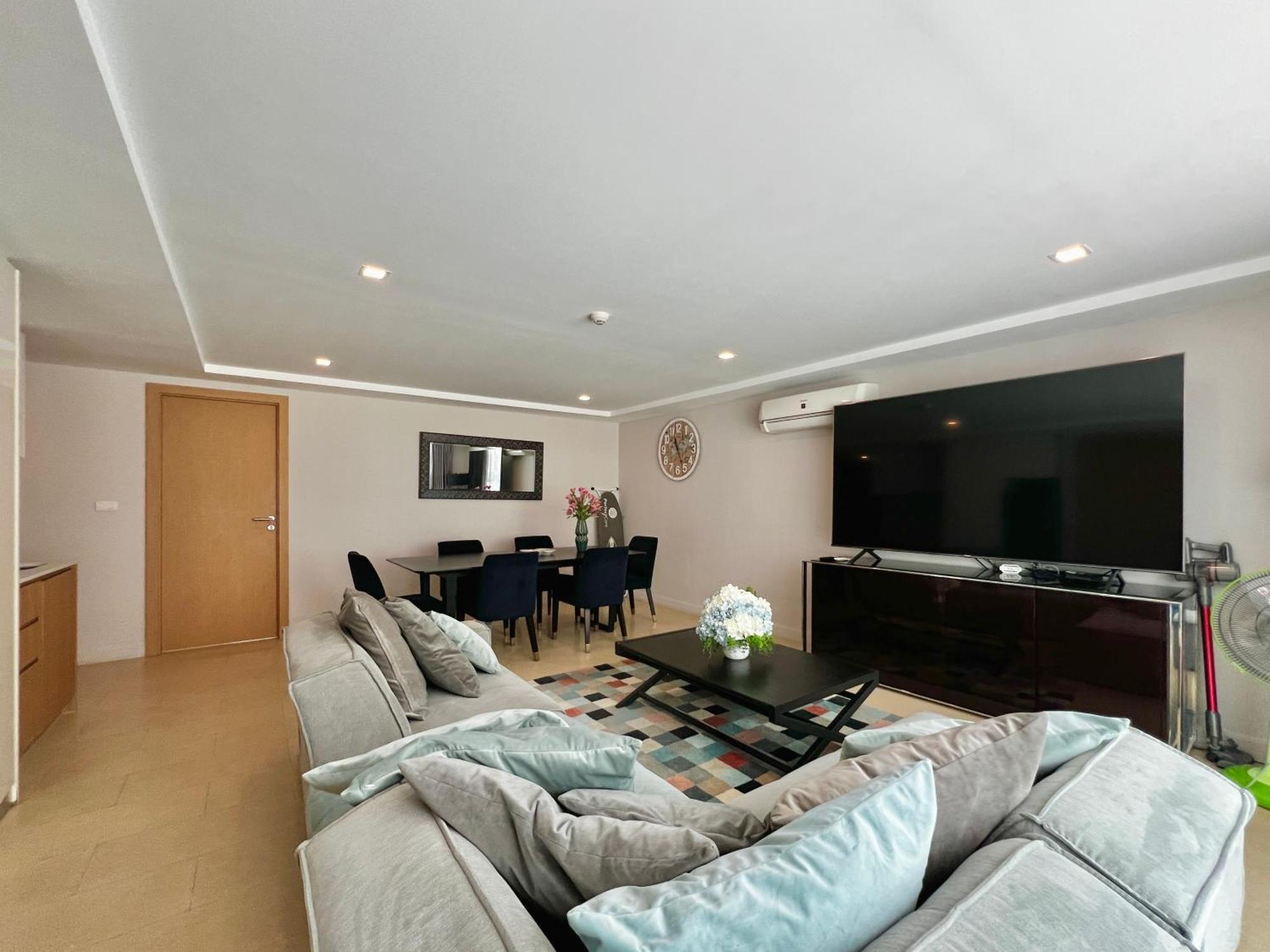 Apartment The Aurora Praatumnak - Luxury Two Bedroom Near The Sea *
