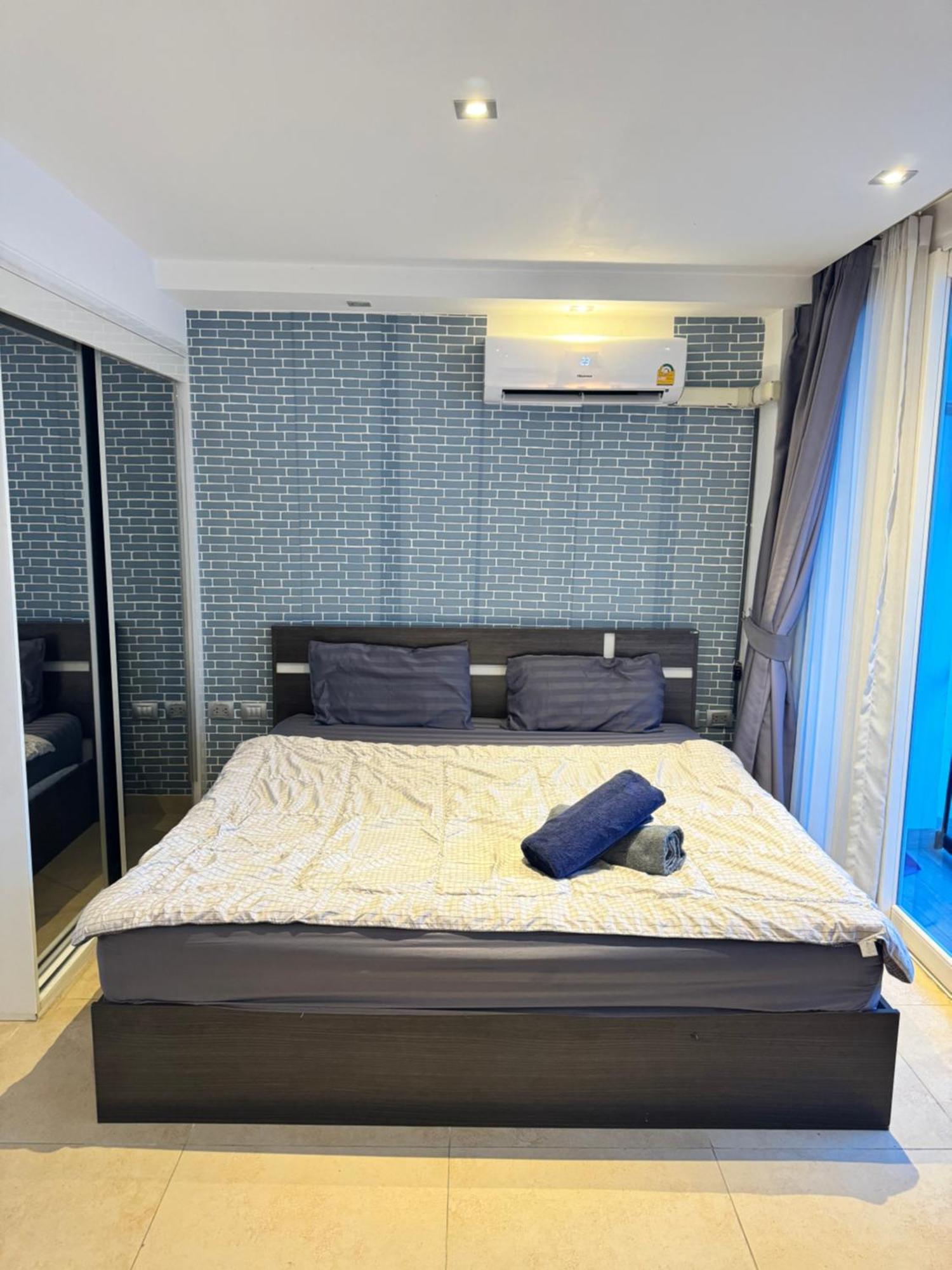 Centara Avenue Residences 8th Floor Smart Tv *