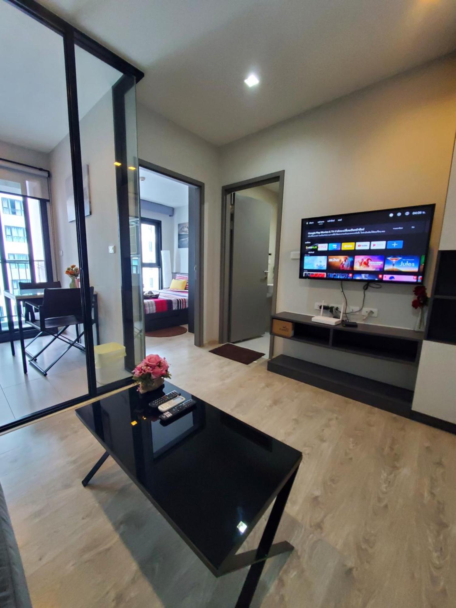 Apartment The Base At Pattaya