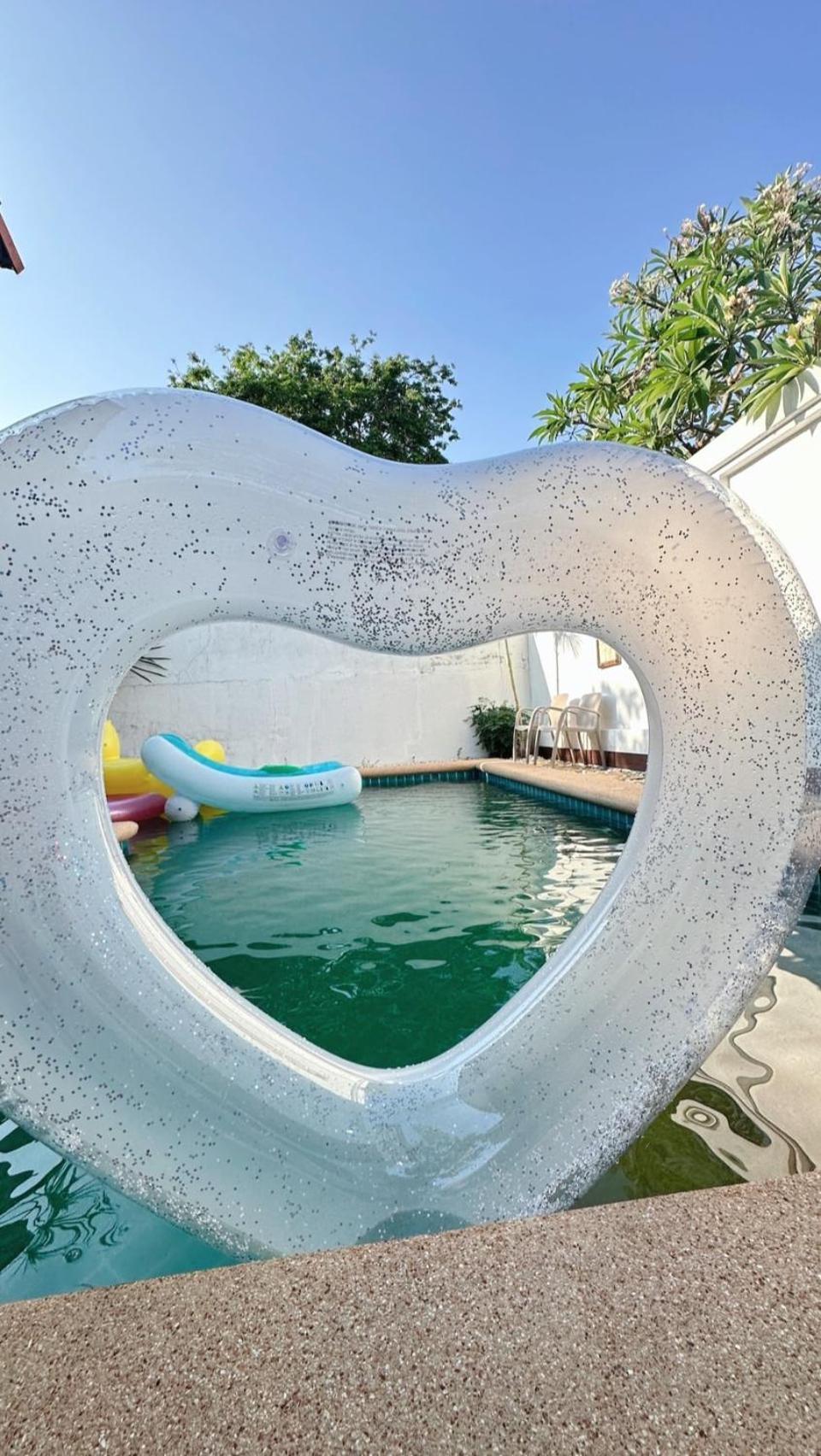 Villa Luxury Semi-2Bd Pool Villa Near Beach & Walking Street Pattaya