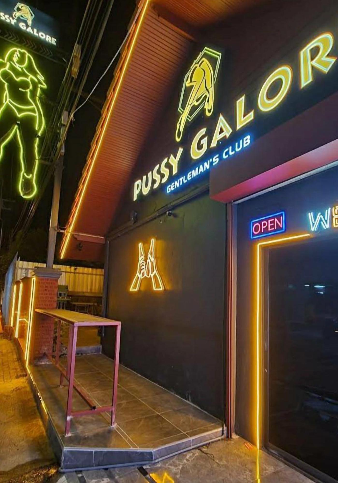 Deluxe Pool Close To And Walking Street! * Pattaya