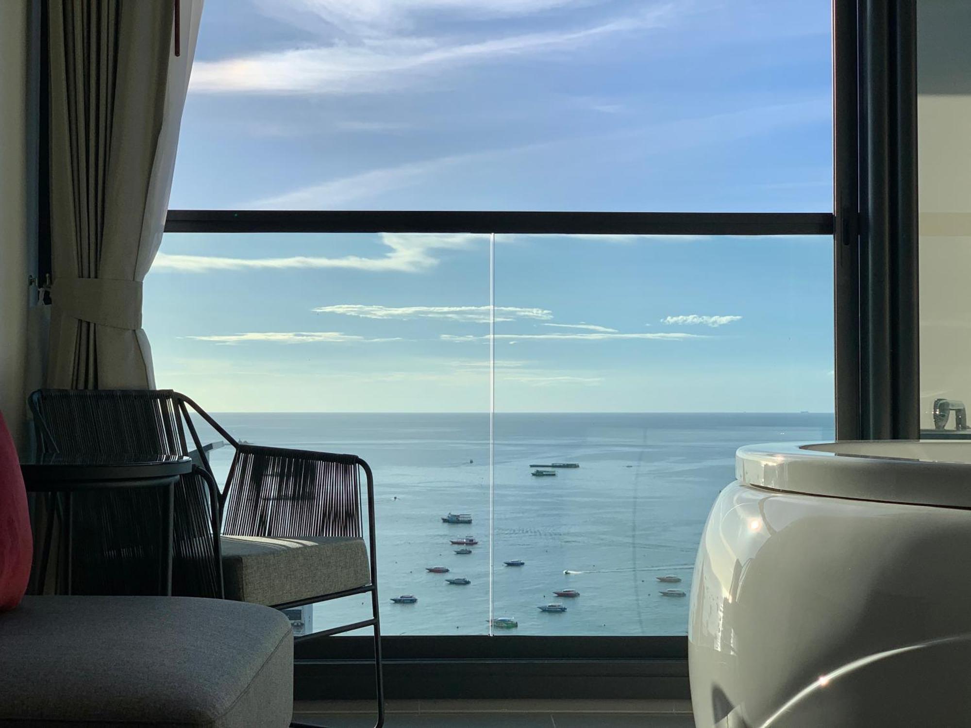Apartment Edge Pty Luxury Front Seaview 2bedroom *