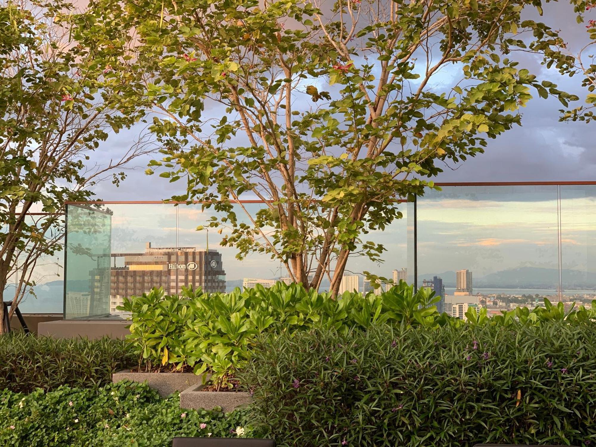 Edge Pty Luxury Front Seaview 2bedroom