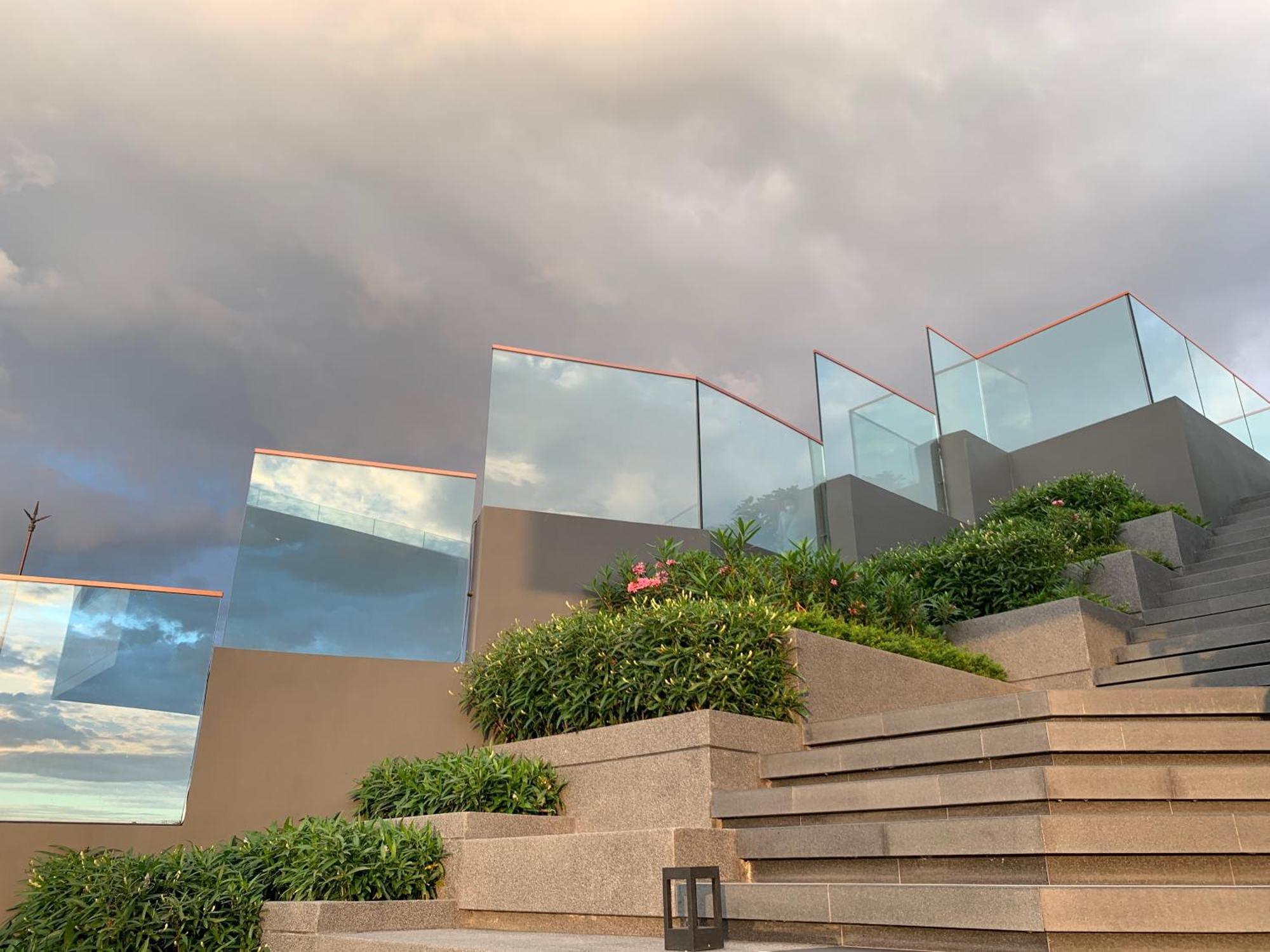 Edge Pty Luxury Front Seaview 2bedroom * Pattaya