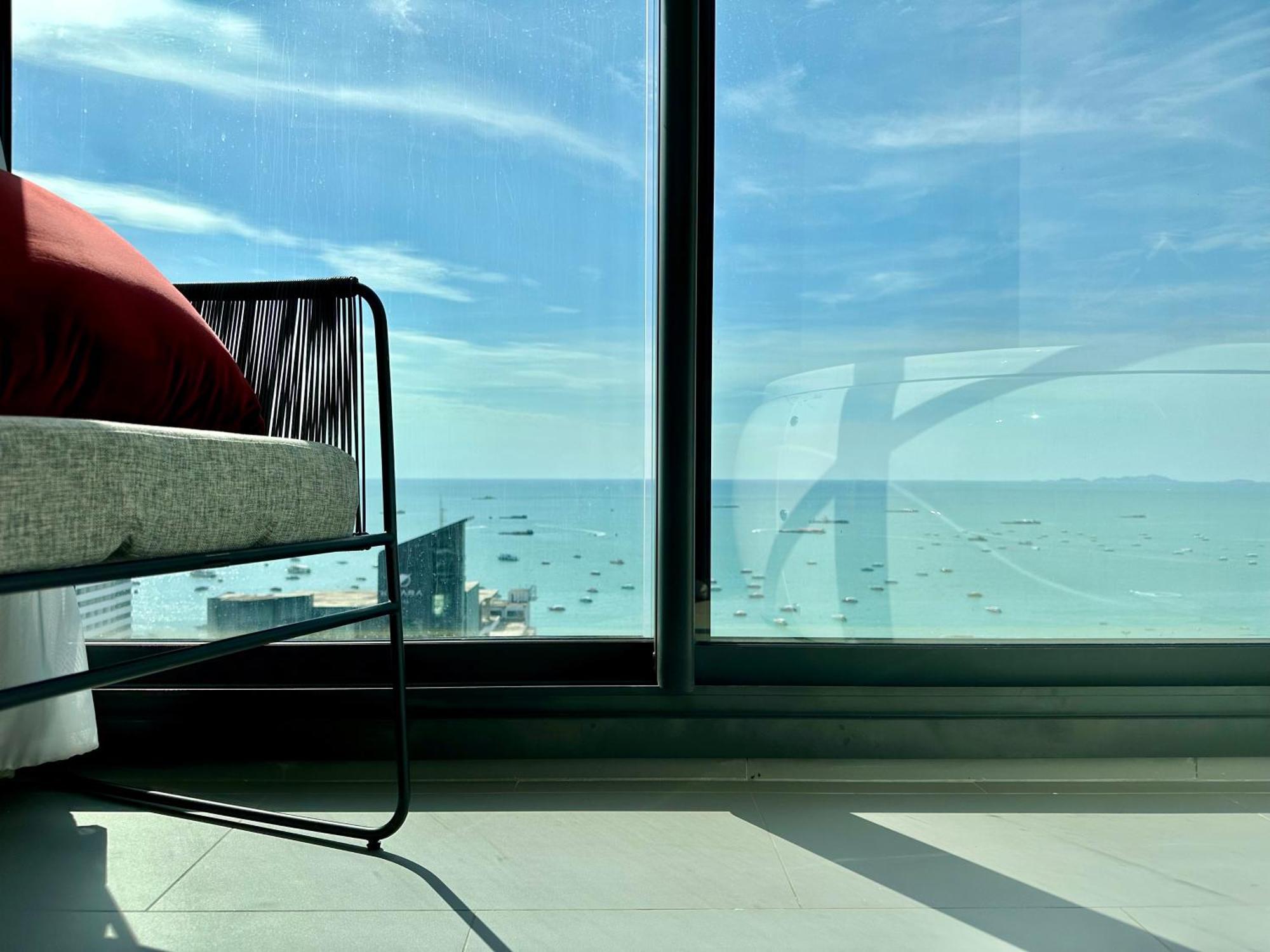 Edge Pty Luxury Front Seaview 2bedroom