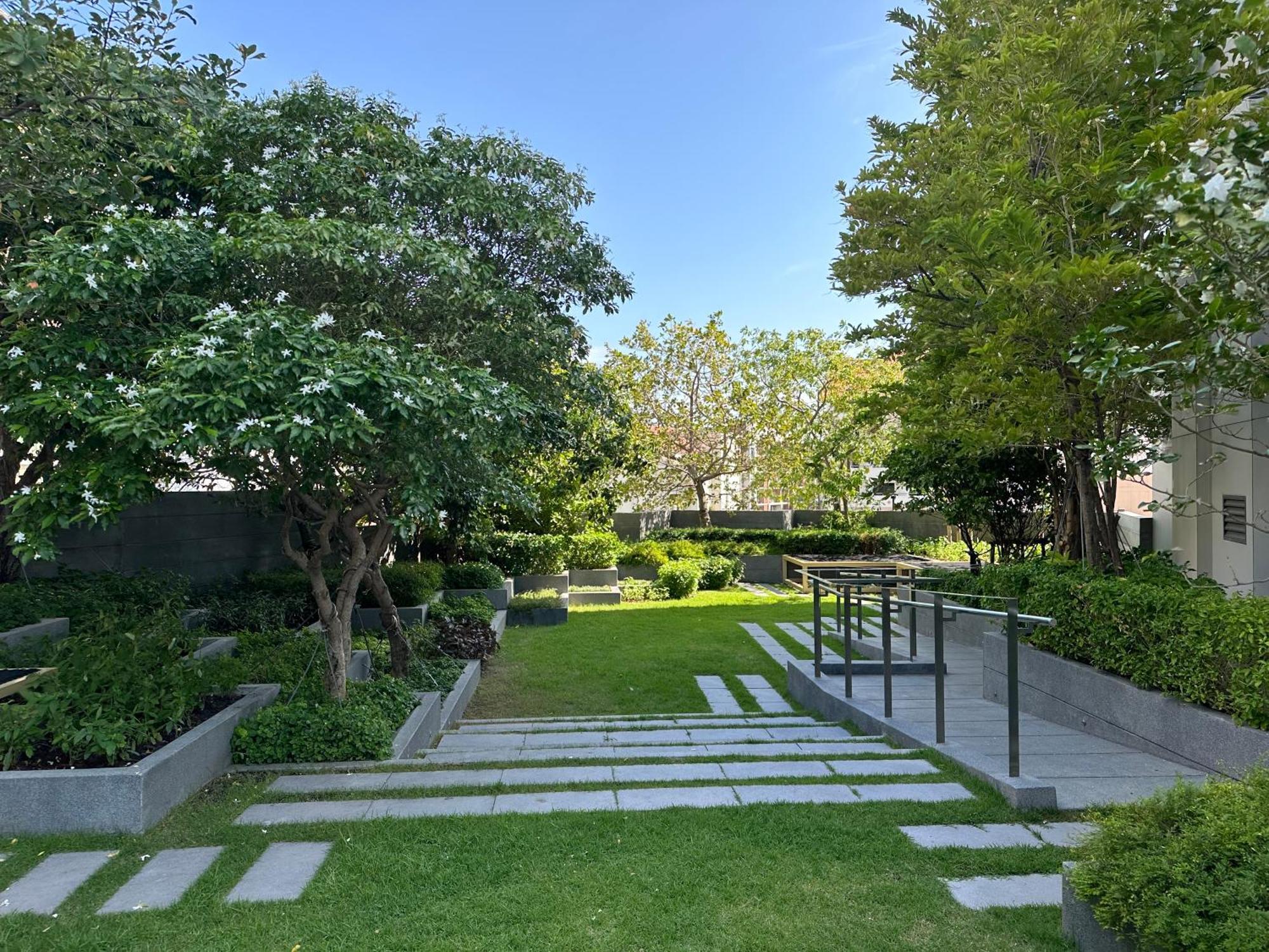 Edge Pty Luxury Front Seaview 2bedroom