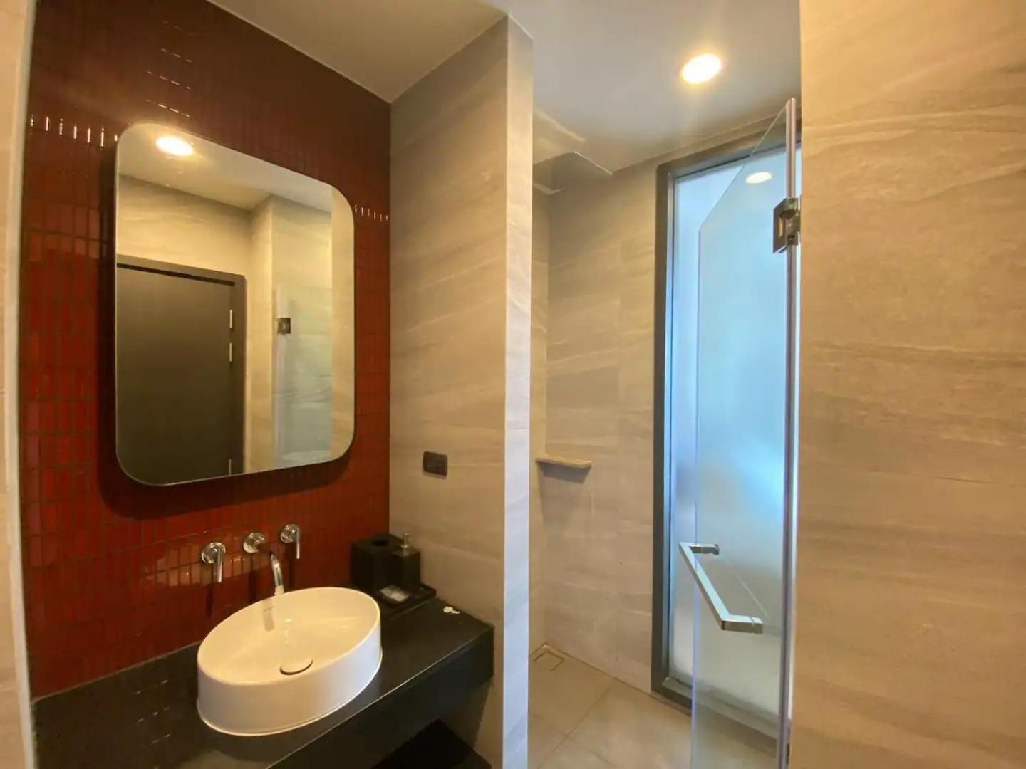 Luxury Edge Apartment