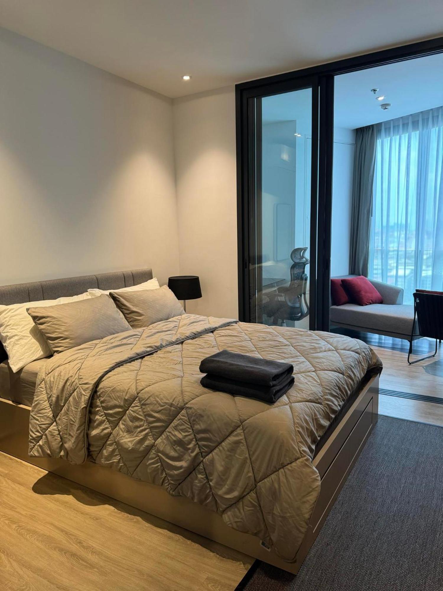 Luxury Edge Apartment Pattaya