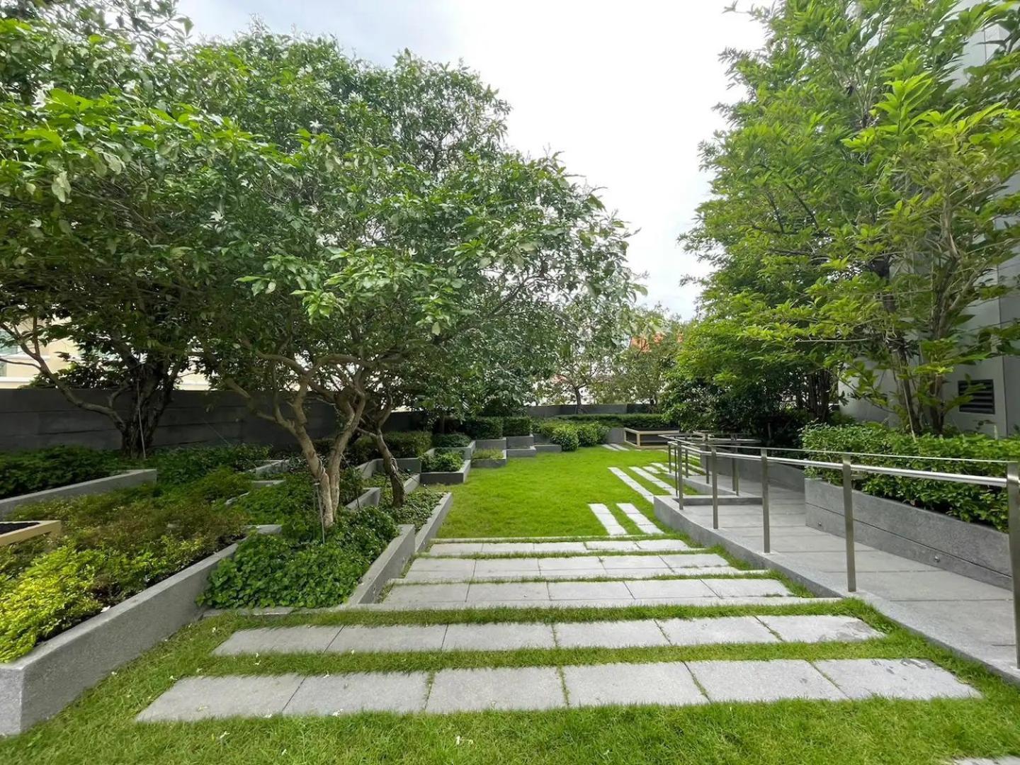 Luxury Edge Apartment Pattaya