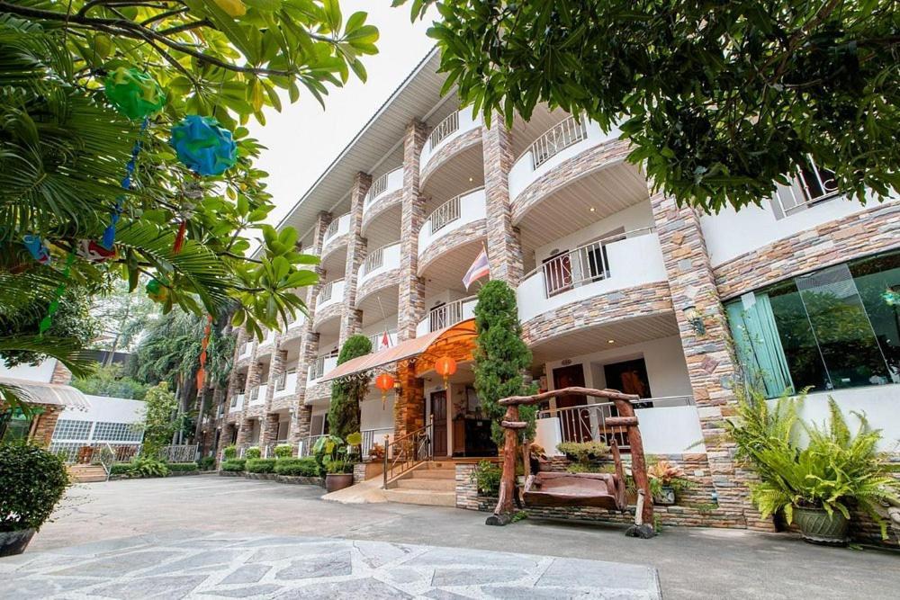 Selina Place Hotel Pattaya