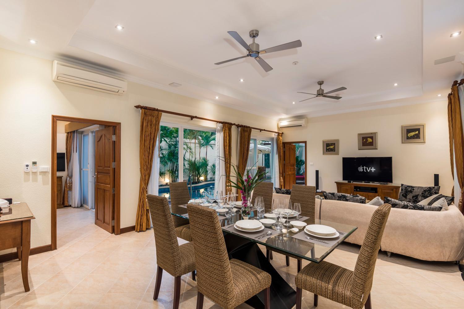Village Austria Luxury Pool Villa