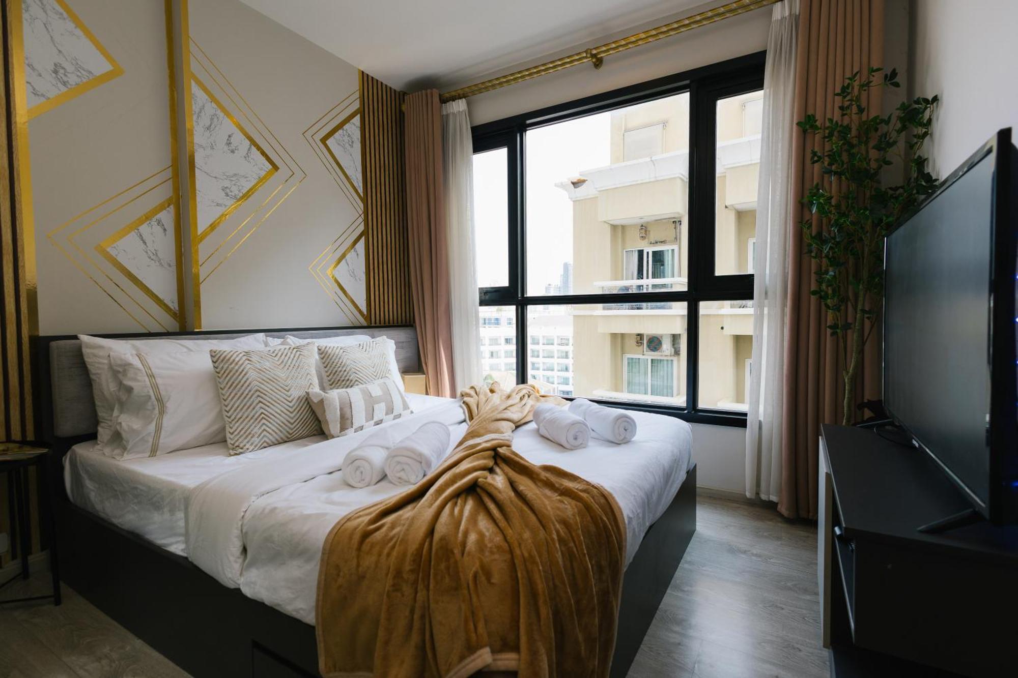 Apartment Modern Luxury Zen Just Steps To The Pattaya