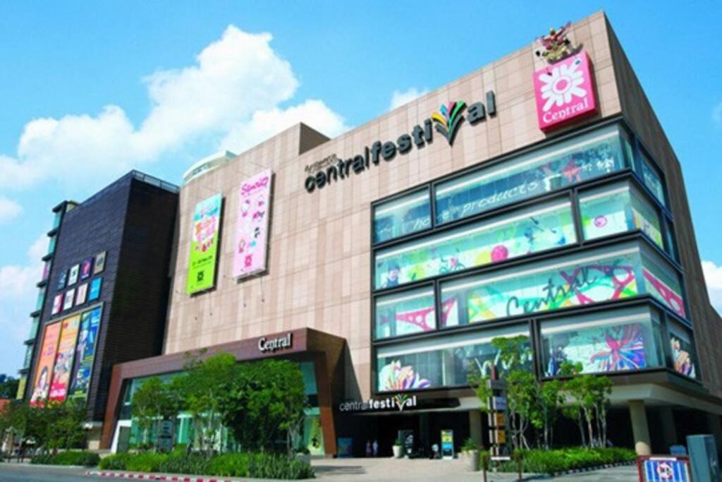 Bright Modern 1 Bedroom Chic Design * Pattaya