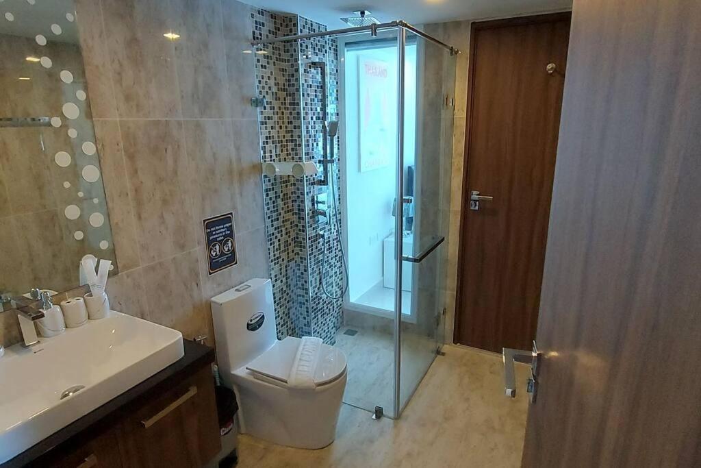 Grand Avenue - 2 B - 2 Baths, Pool View, 60sqm Pattaya