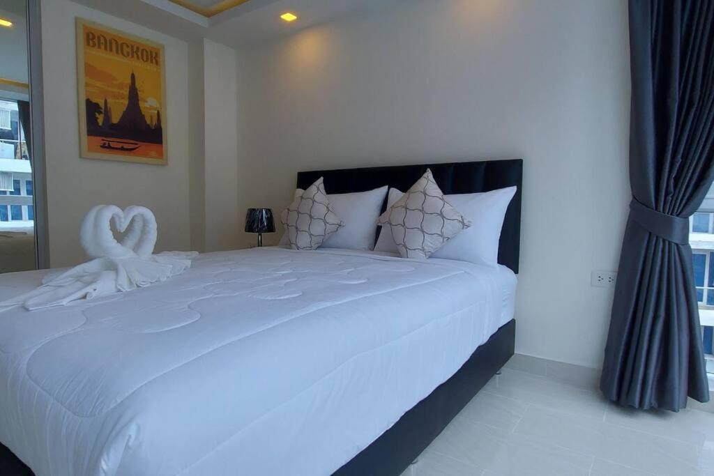 Grand Avenue - 2 B - 2 Baths, Pool View, 60sqm Apartment *