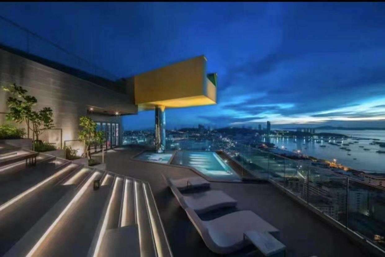 Apartment 芭提雅the Edge海景一卧室公寓 *