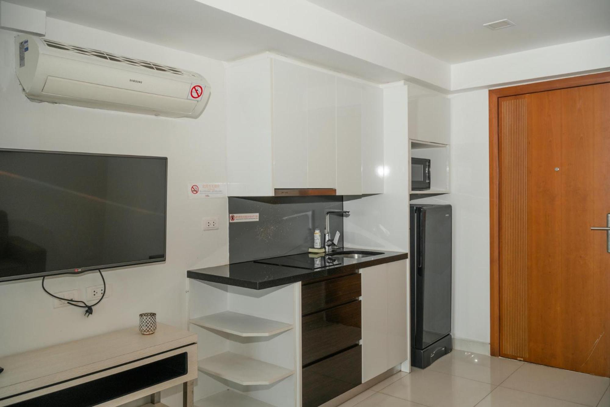 Apartment C-view By Apartwell Pattaya