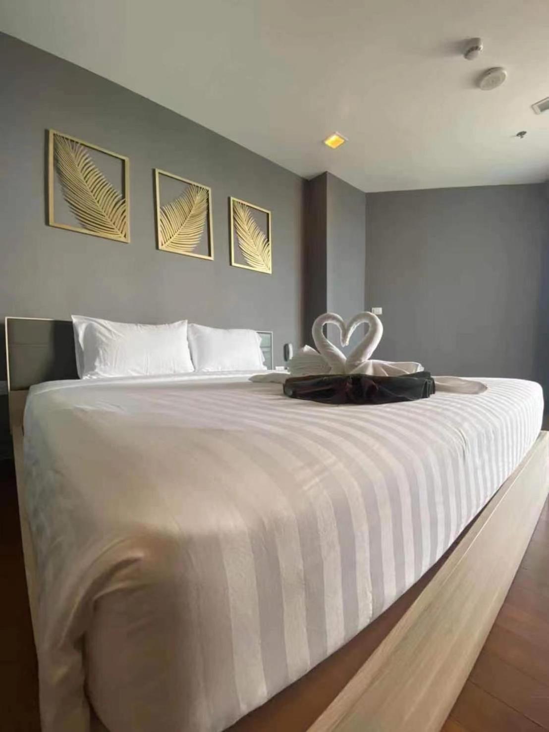 The Palm Front Apartment Pattaya