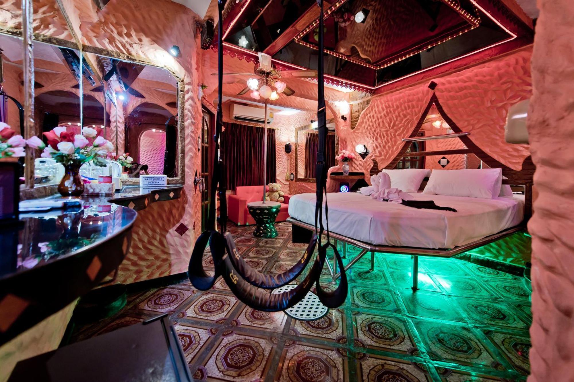 Penthouse 3*