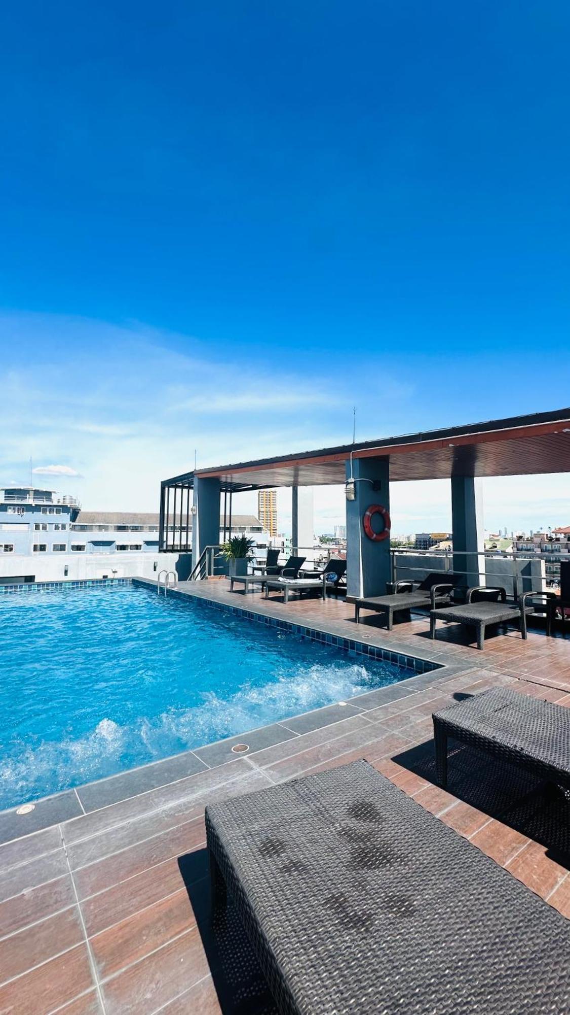 The Base Hotel Pattaya
