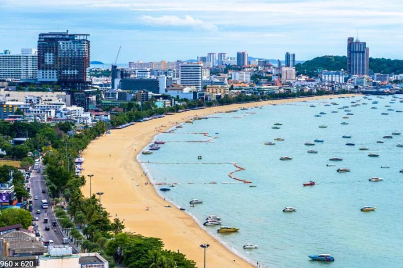 The Base 2bed King&queen On Sky Pattaya