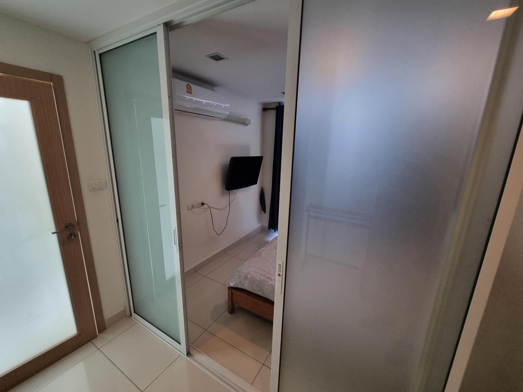 Laguna Bay 1 Apartment *