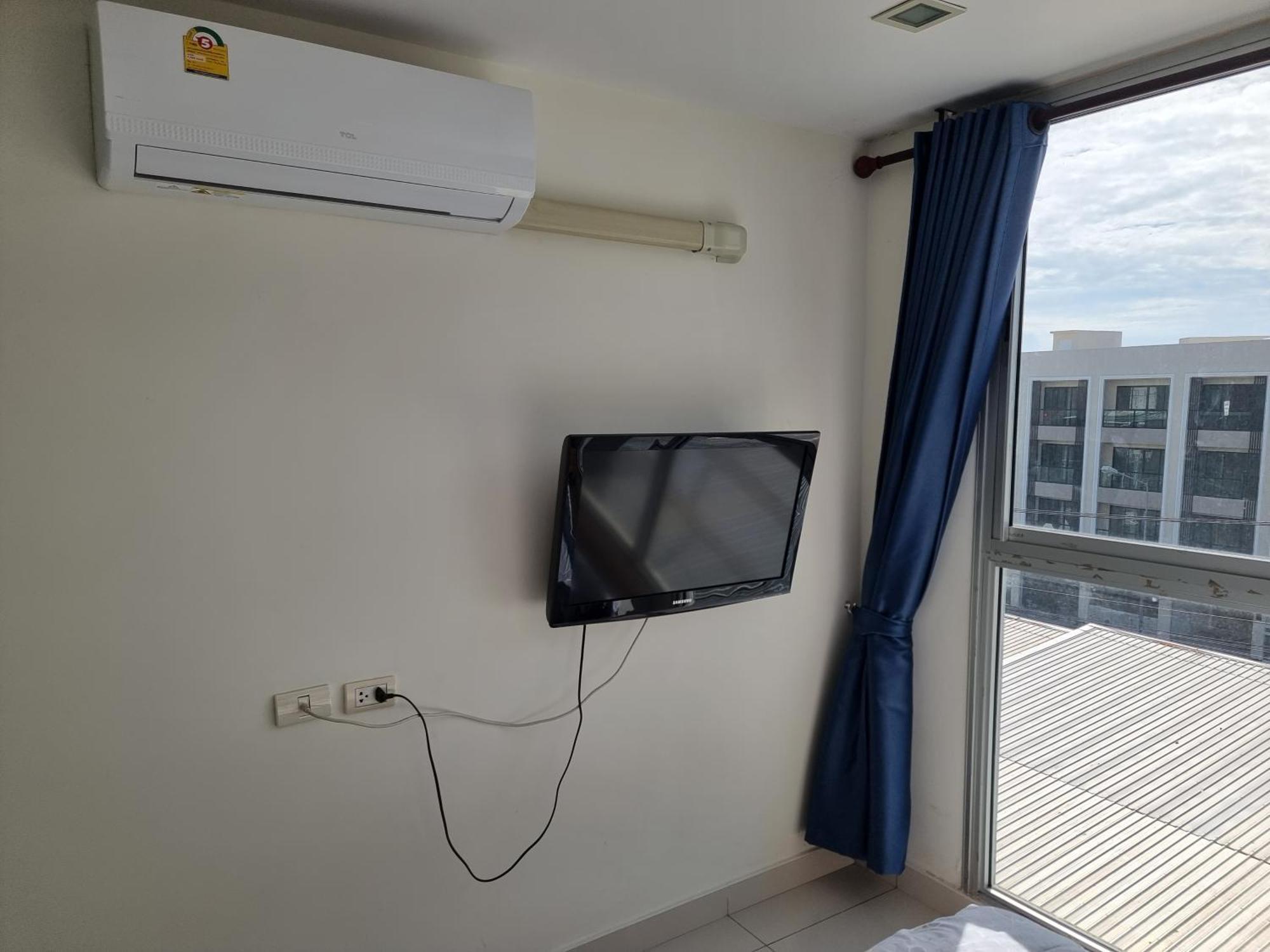 Laguna Bay 1 Apartment