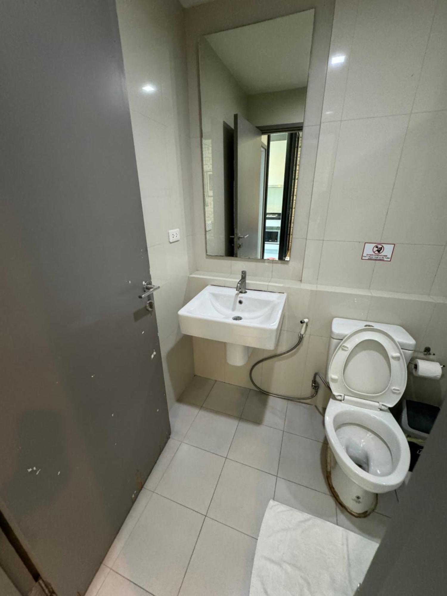 芭提雅市中心the Base 高端公寓酒店 Pattaya