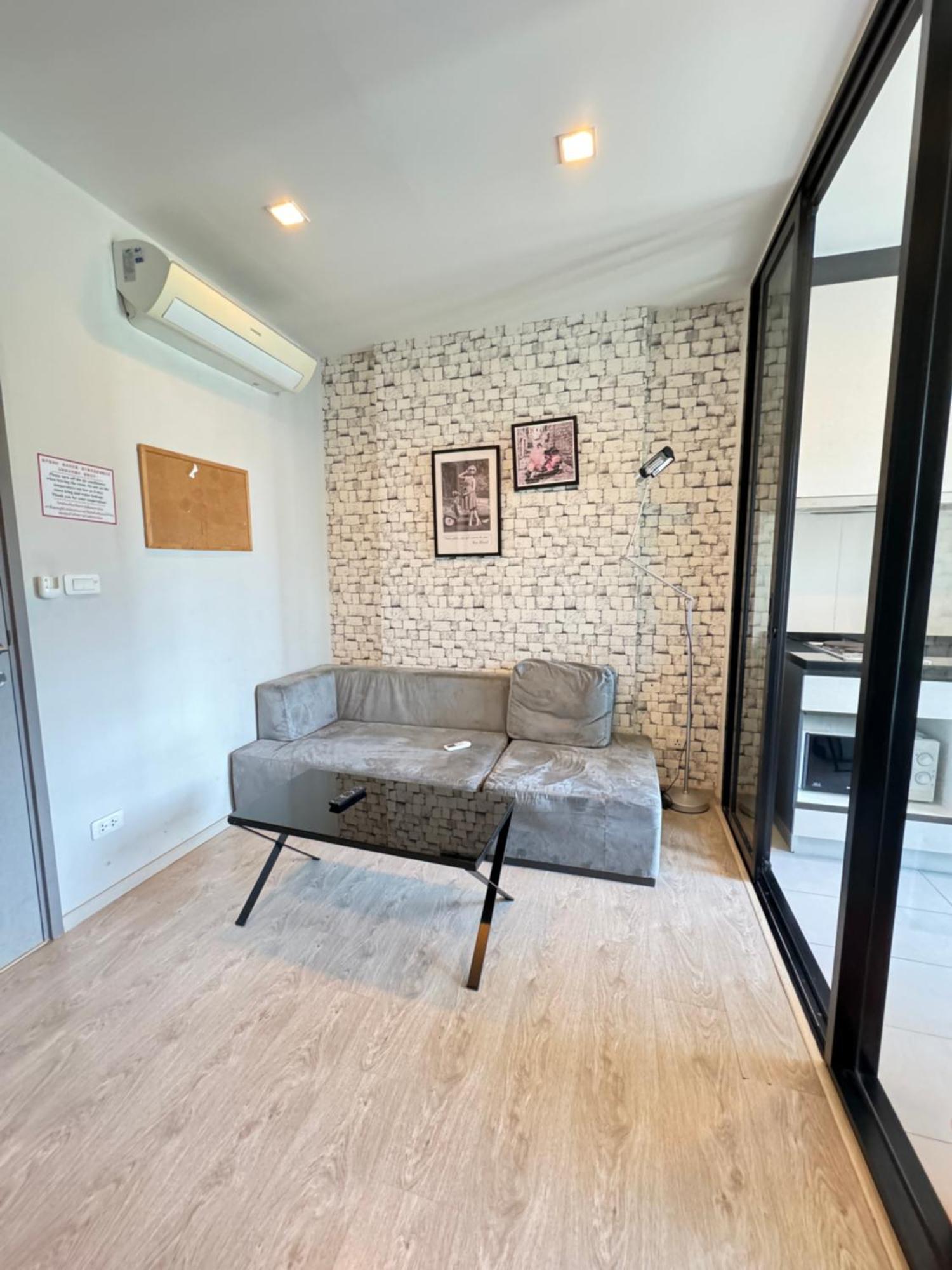 芭提雅市中心the Base 高端公寓酒店 Pattaya