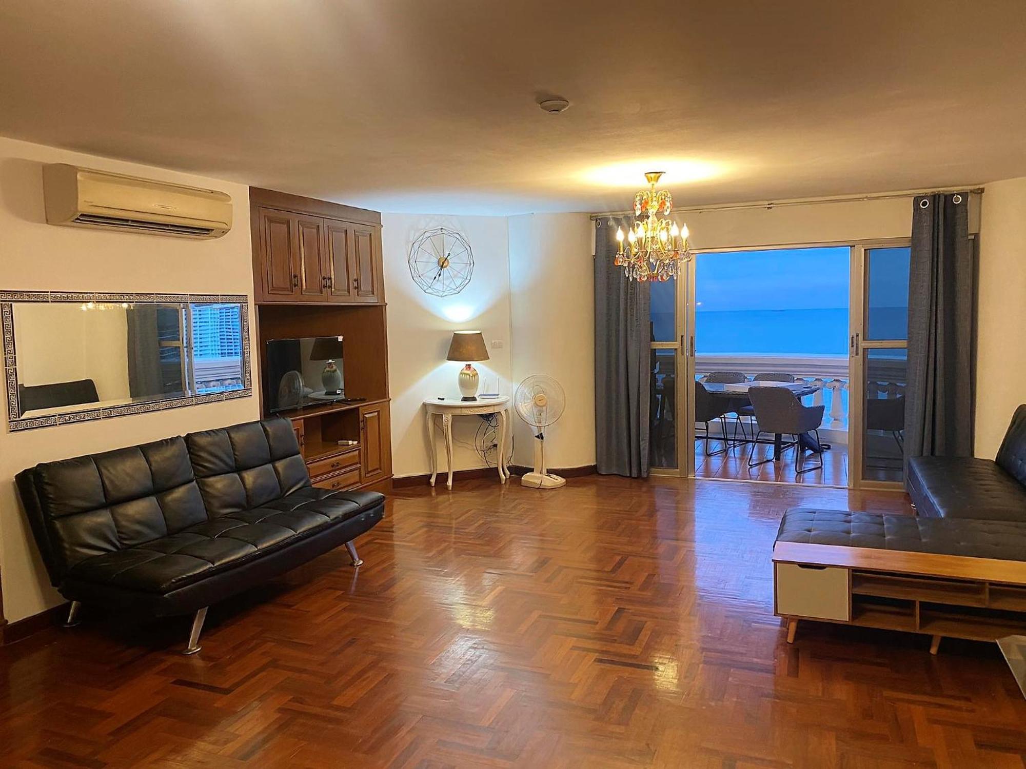 Sky Sea View Apartment *