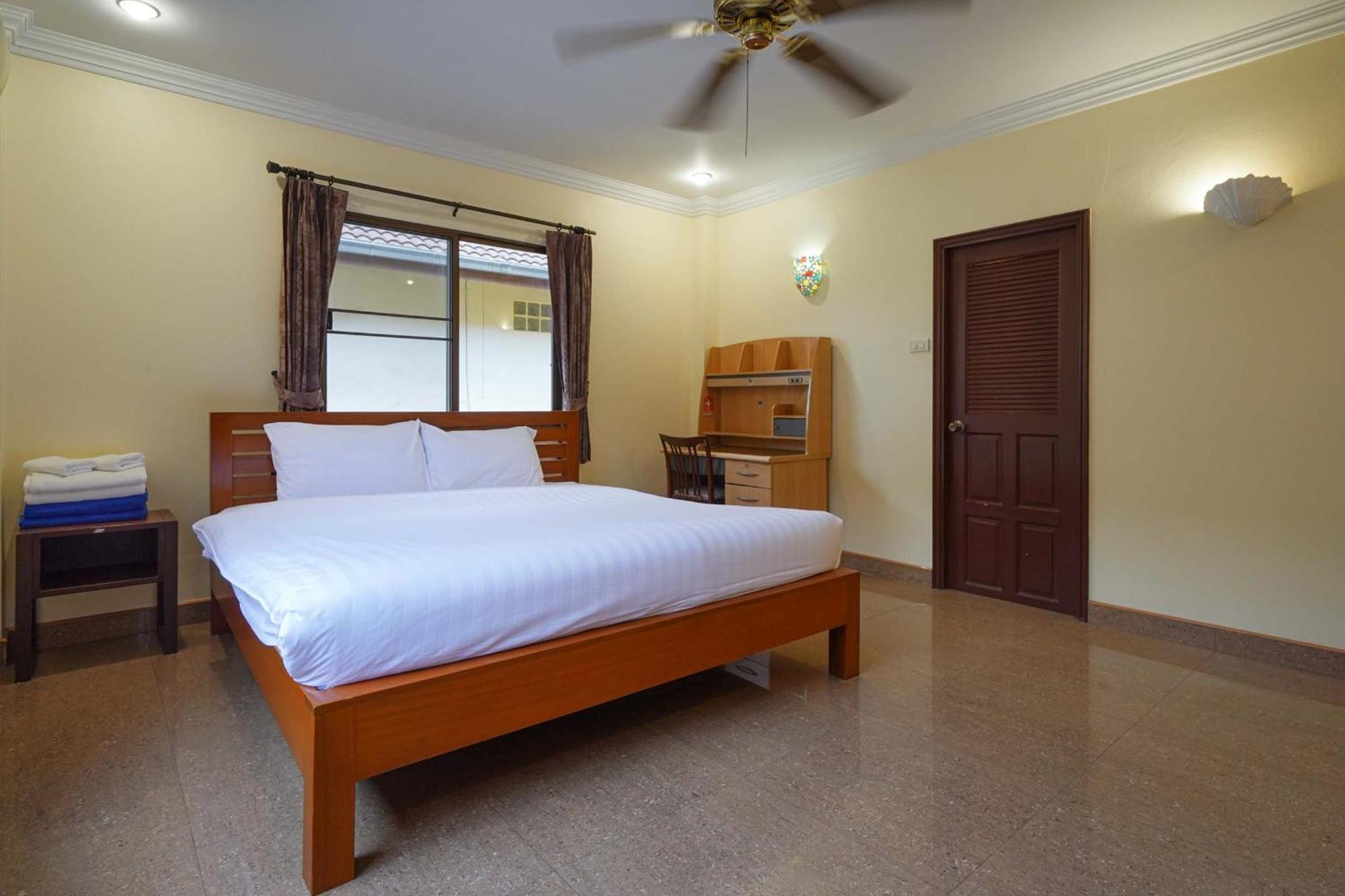 Pool At Near Big C-extra Villa