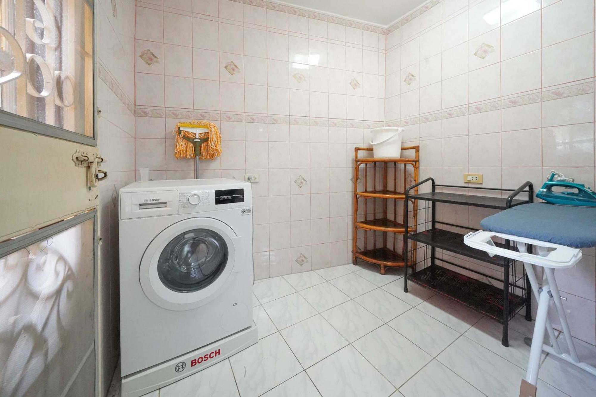 Pool At Near Big C-extra * Pattaya