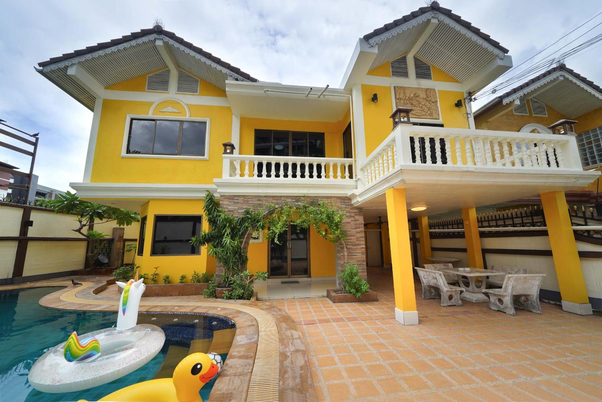 Pool At Near Big C-extra Villa *