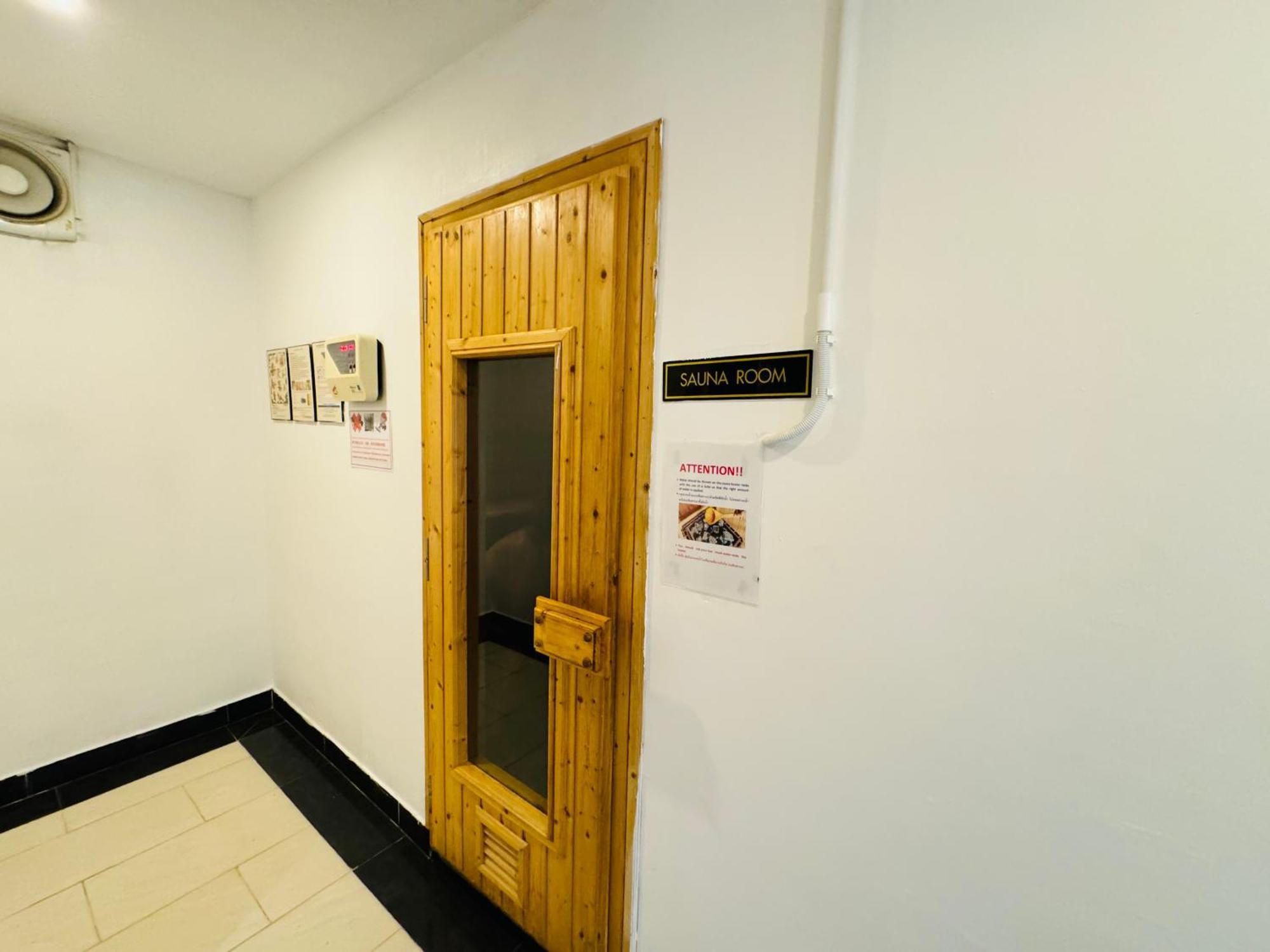 Patt Aya Grand Avenue 51sqm Family Room-pool View Pattaya