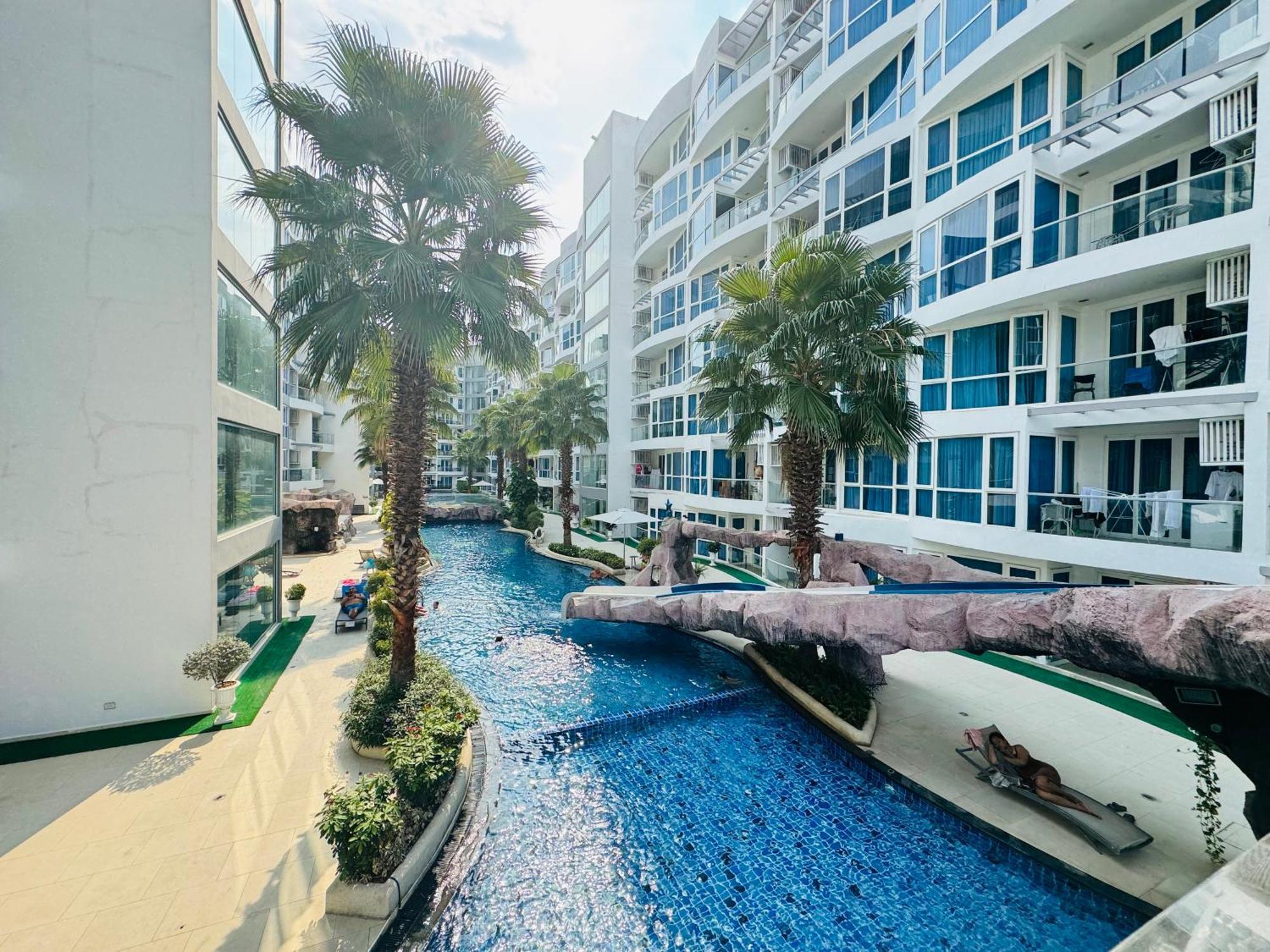 Apartment Patt Aya Grand Avenue 51sqm Family Room-pool View