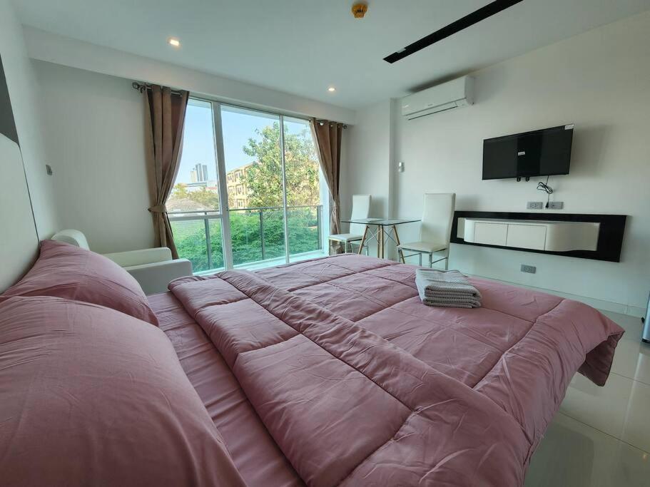 In Apartment Pattaya