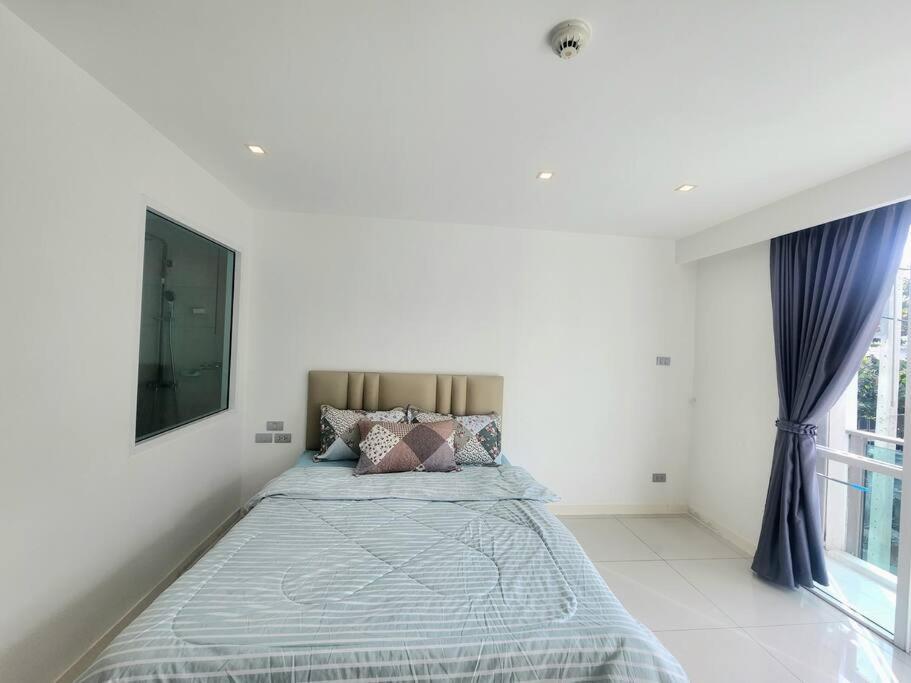 Lovely In Town Apartment