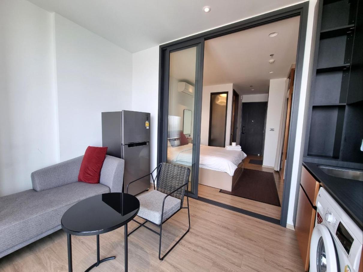 Edge Near Walking Street Pattaya