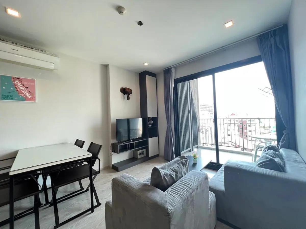 2 Bed Room, Large Living @