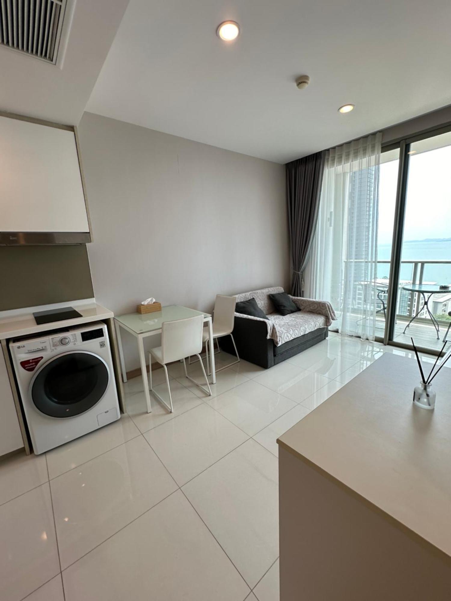 Apartment Riviera Wongamat