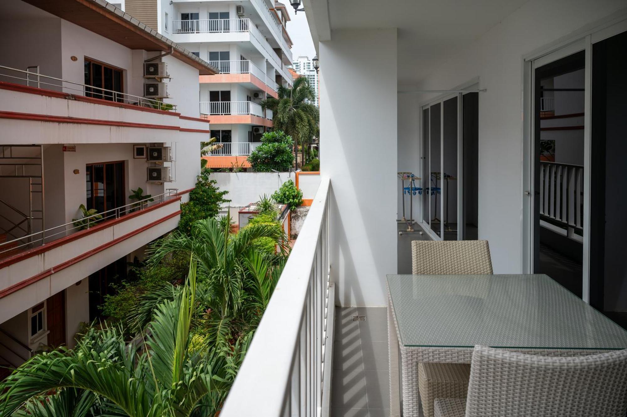 New Nordic 6 By Apartwell * Pattaya
