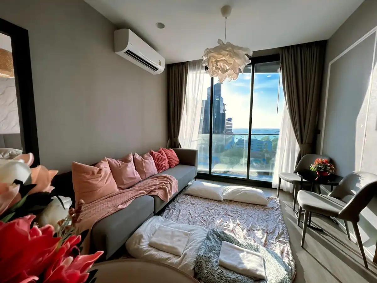 Newest!& Rare 2bdrms Ocean Facing Balcony #ef23914 Pattaya