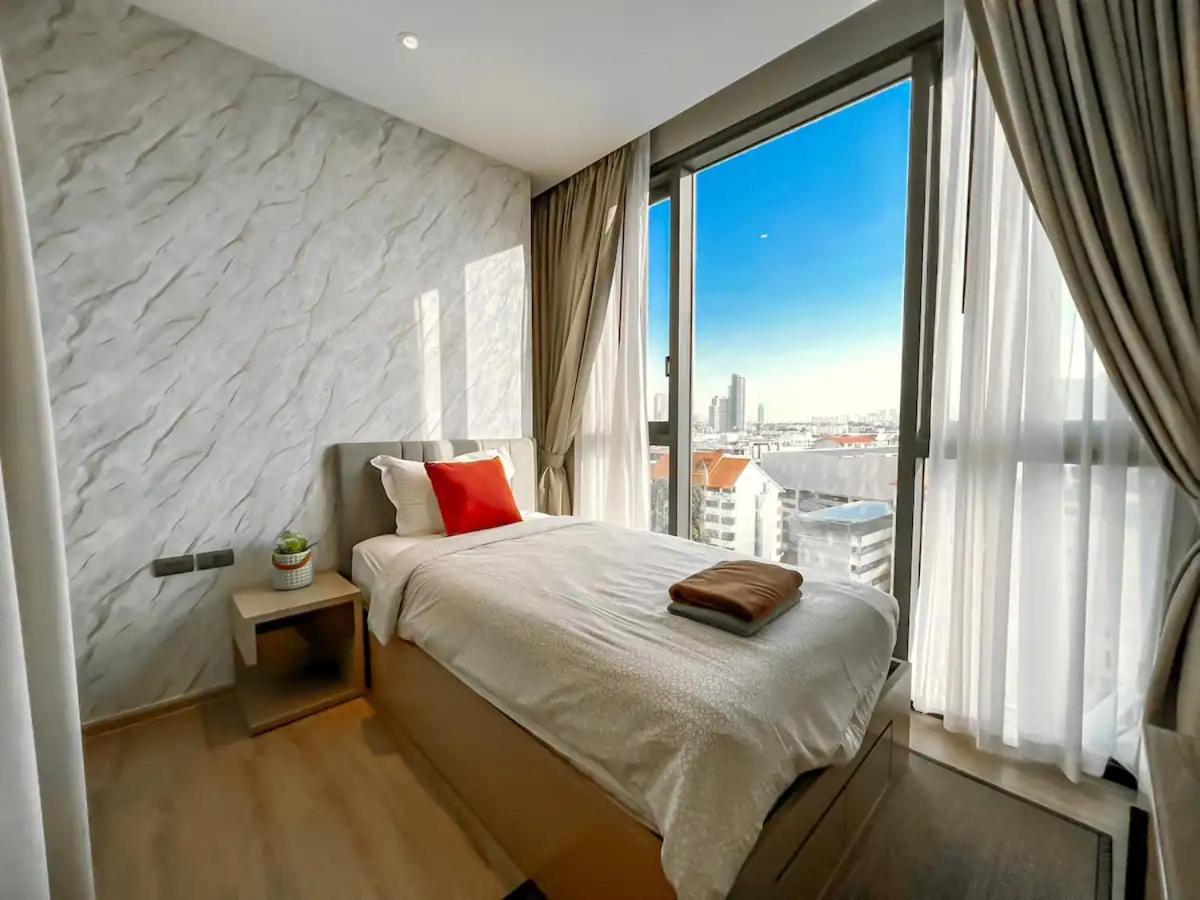 Newest!& Rare 2bdrms Ocean Facing Balcony #ef23914 Pattaya